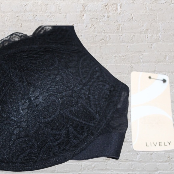 Lively The Lace No Wire Push Up Bra - Picture 3 of 5